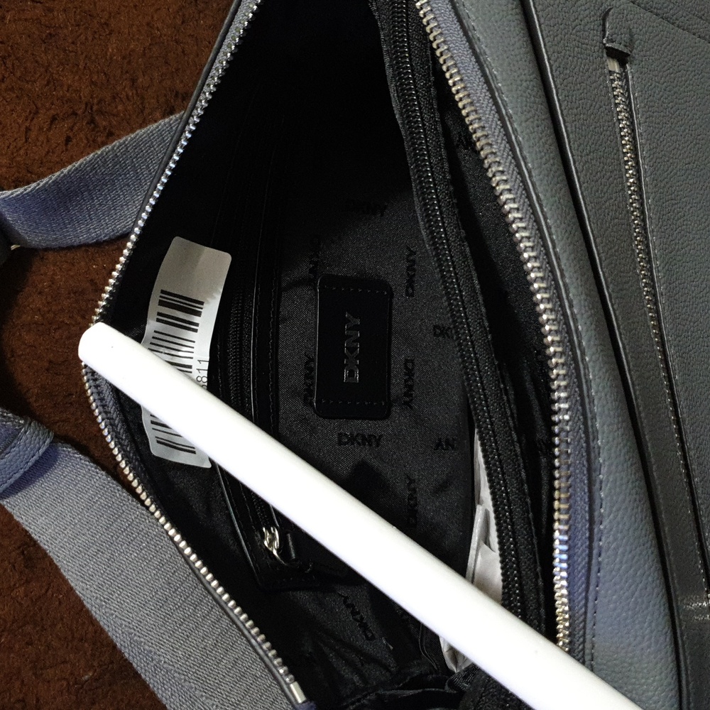 DKNY Nala Crossbody Bag NWOT - Picture 7 of 7